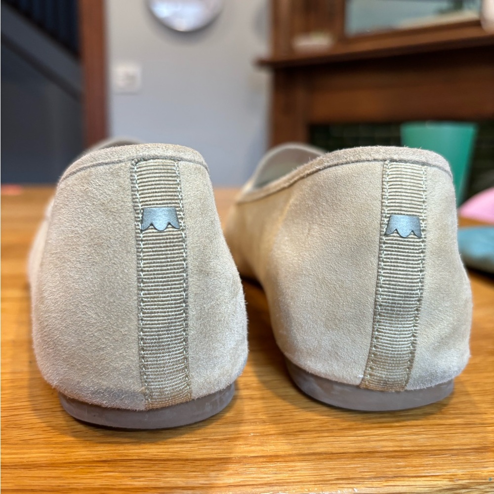 Birdies Suede Neutral Tone Vesper Loafers Size 10 - Picture 3 of 4